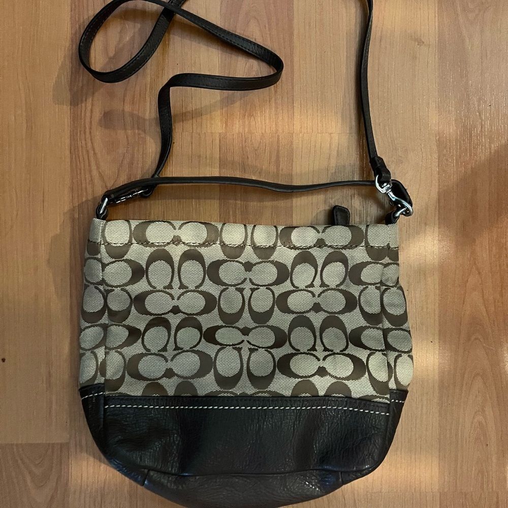 Coach Purse  - Picture 2 of 5